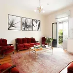 Inner-West Studio In A Perfect Location